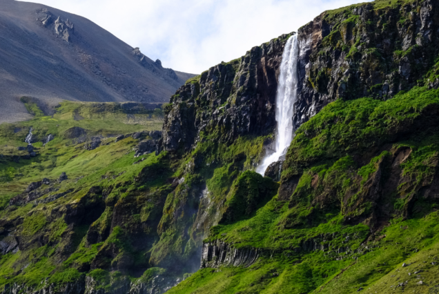 4-Day Chamarel Seven Colored Earth & Waterfall Experience